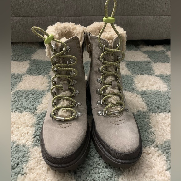Sole Society Eavan Lace Up Boots Winter Boots Sherpa Gray Green Beige Size 6 M - Picture 3 of 16